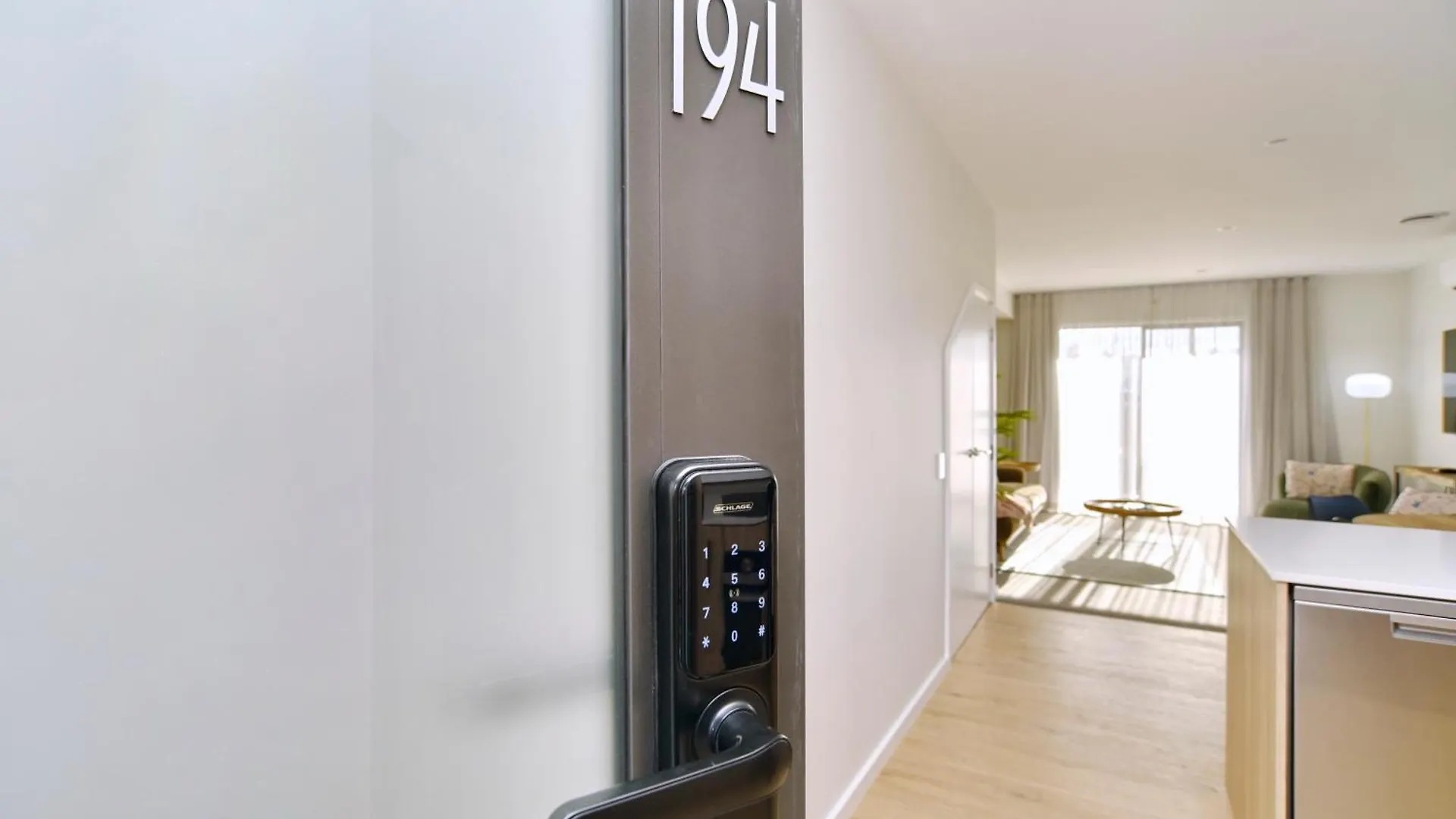Hereford St Apartment - Christchurch Holiday Homes